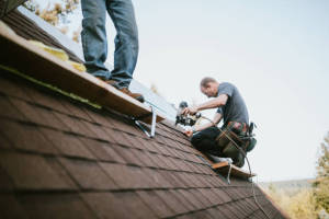 Local Roofers in Woodland Hills, KY